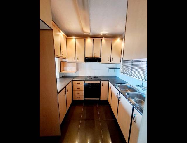 2 BEDROOM APARTMENT FOR SALE IN MONTCLAIR